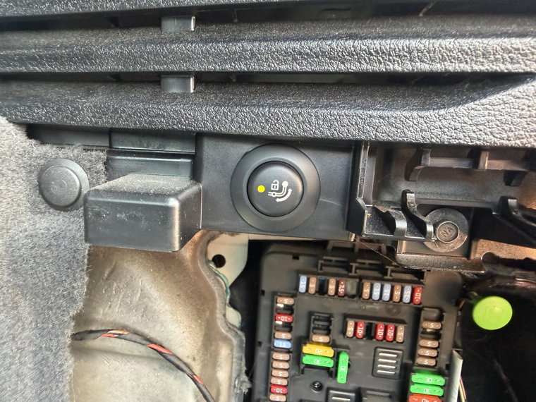 Vehicle Image 40