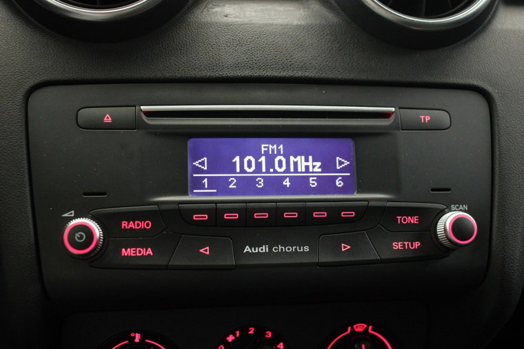 Vehicle Image 23