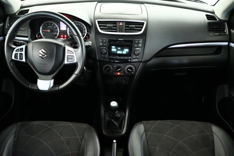 Vehicle Image 14