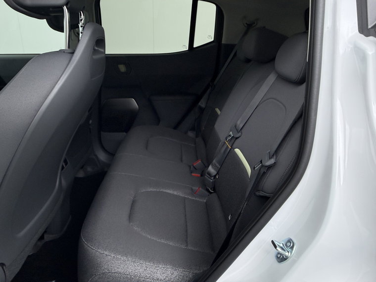 Vehicle Image 33