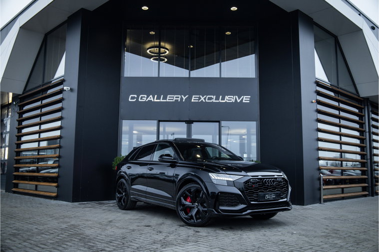 Audi RSQ8