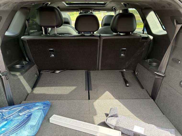 Vehicle Image 44
