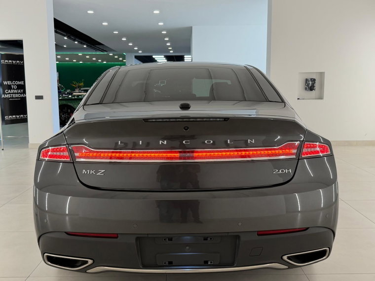 Vehicle Image 15