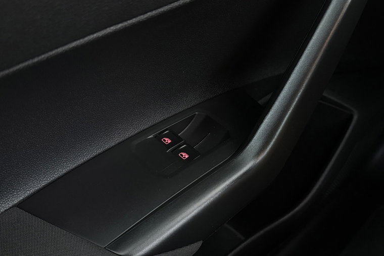 Vehicle Image 27