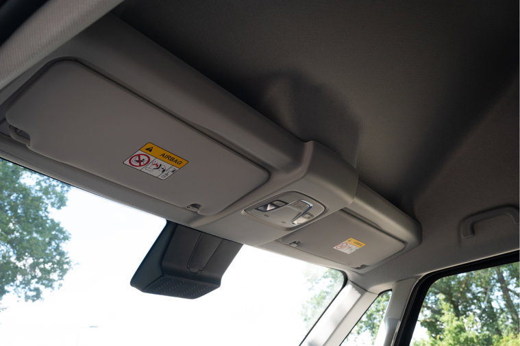 Vehicle Image 21