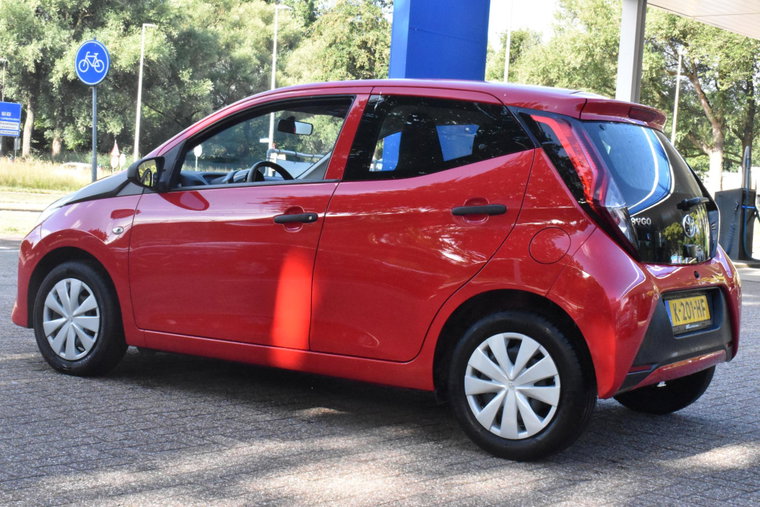 Vehicle Image 15