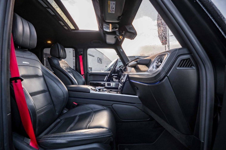 Vehicle Image 6