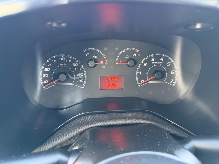 Vehicle Image 21