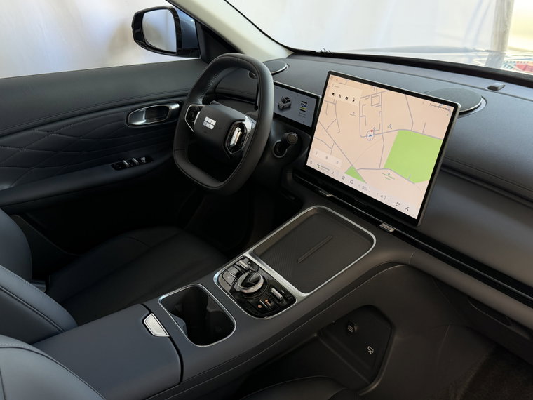Vehicle Image 30