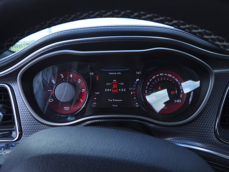 Vehicle Image 32