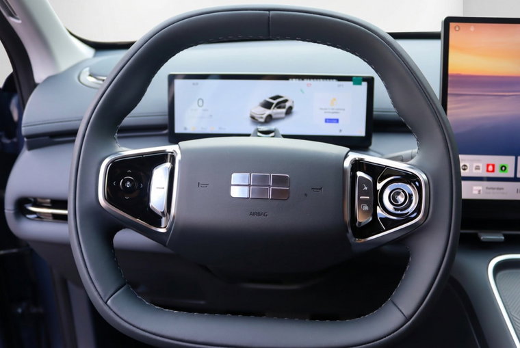 Vehicle Image 14