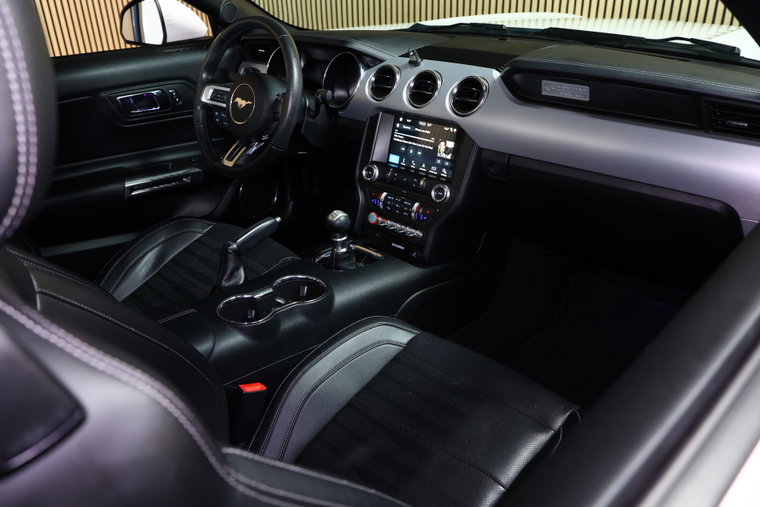 Vehicle Image 35