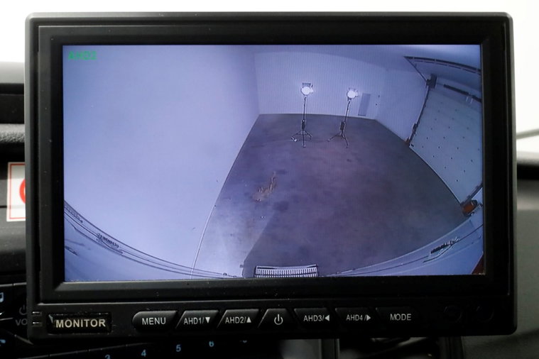 Vehicle Image 13