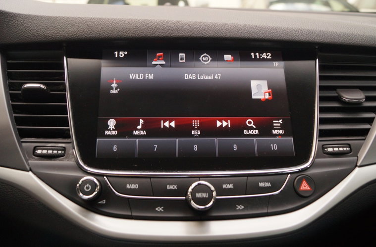 Vehicle Image 16