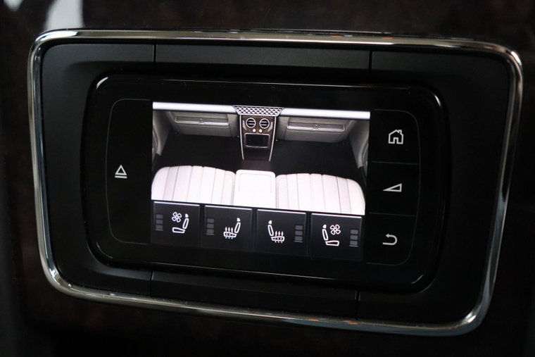 Vehicle Image 37