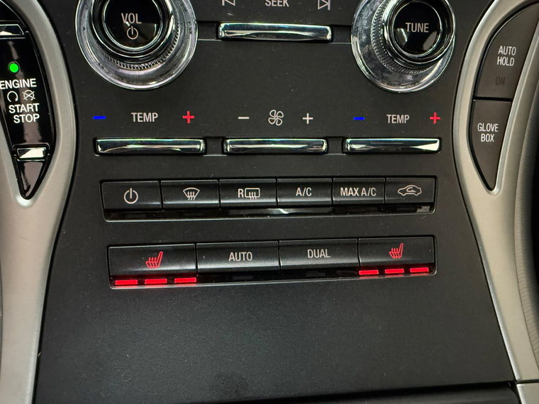 Vehicle Image 26