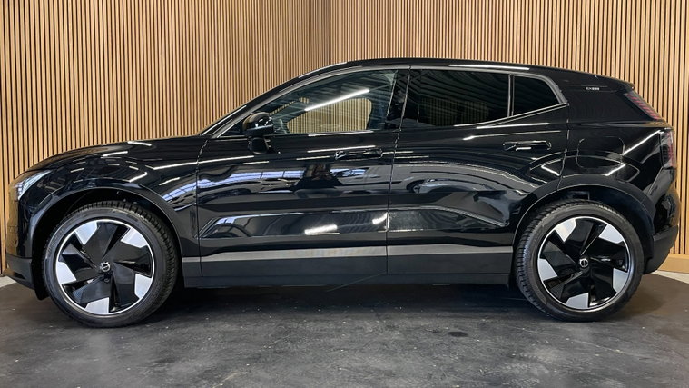 Vehicle Image 26
