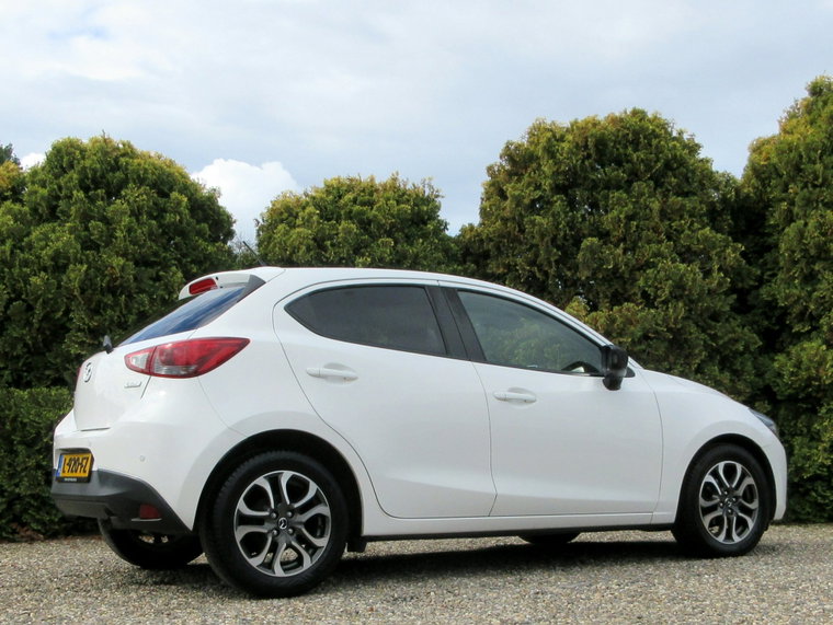 Vehicle Image 7