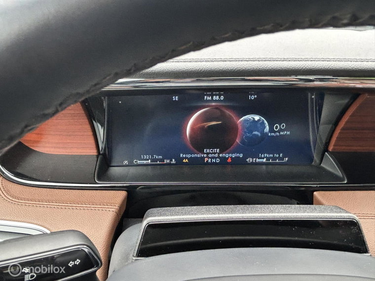 Vehicle Image 38