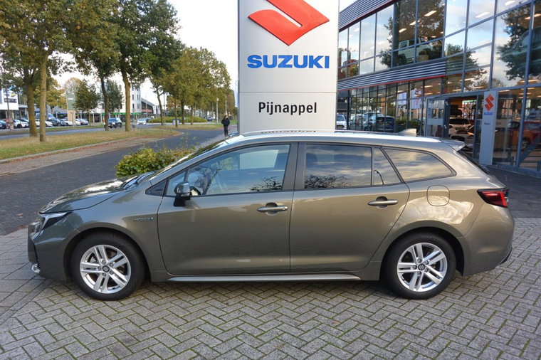 Vehicle Image 4