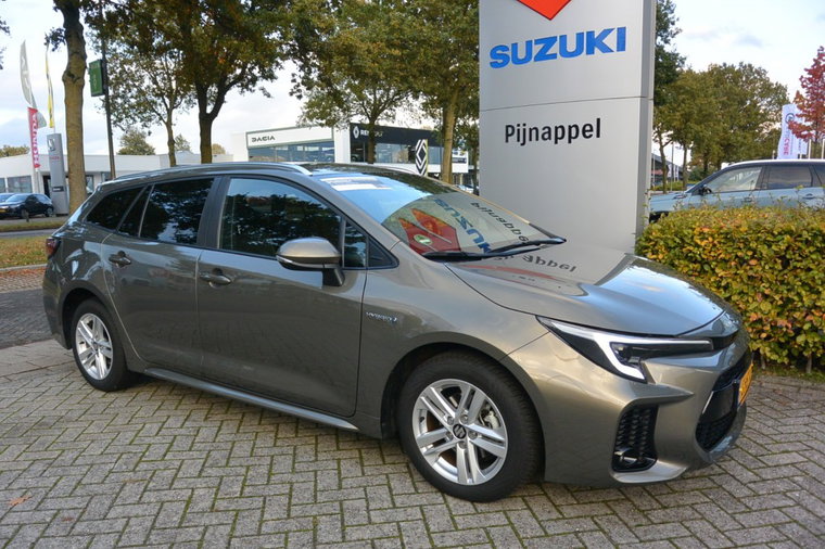 Vehicle Image 9