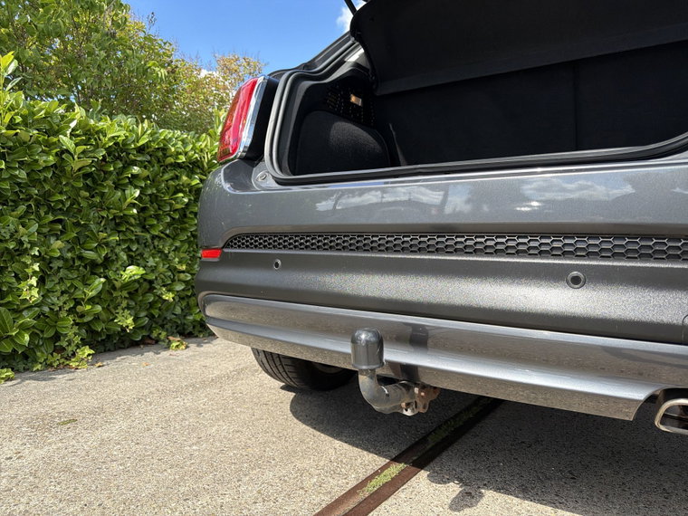 Vehicle Image 19