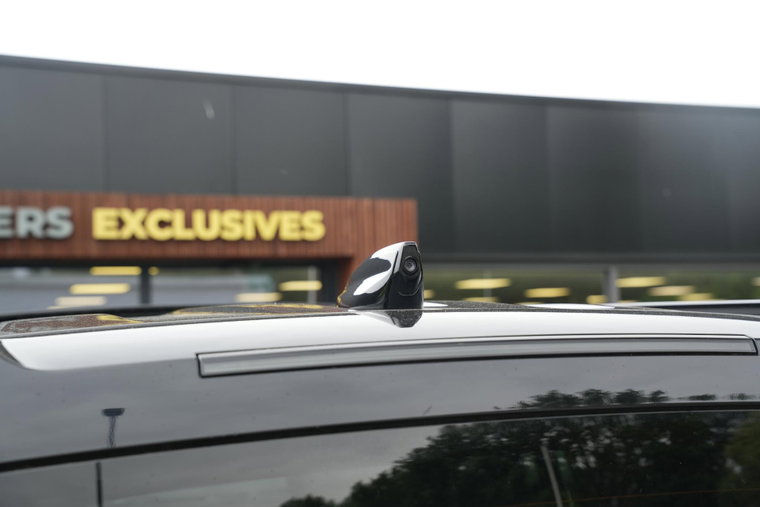 Vehicle Image 22