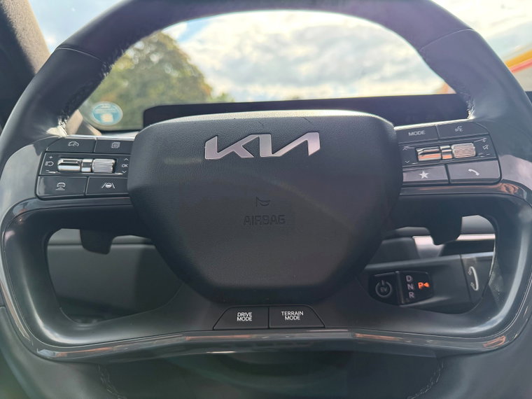 Vehicle Image 27
