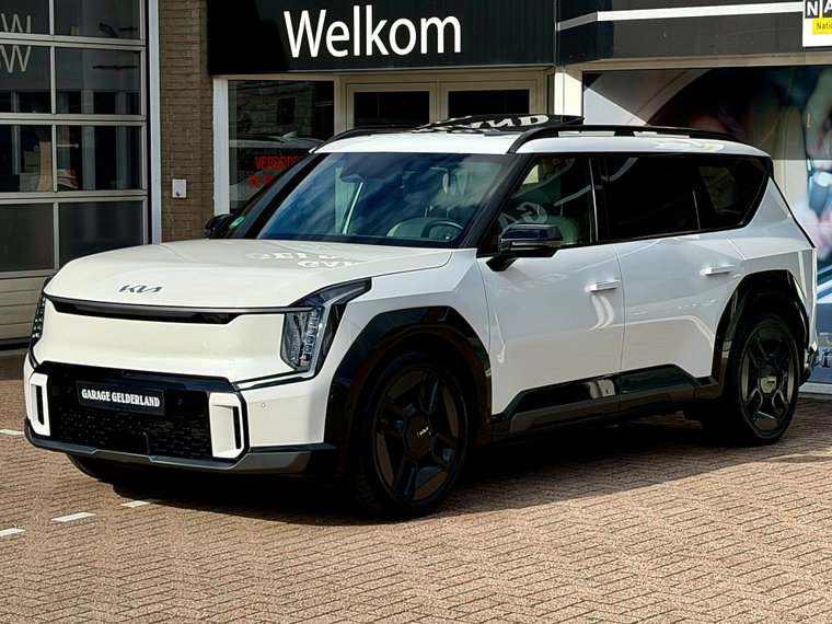 Vehicle Image 40