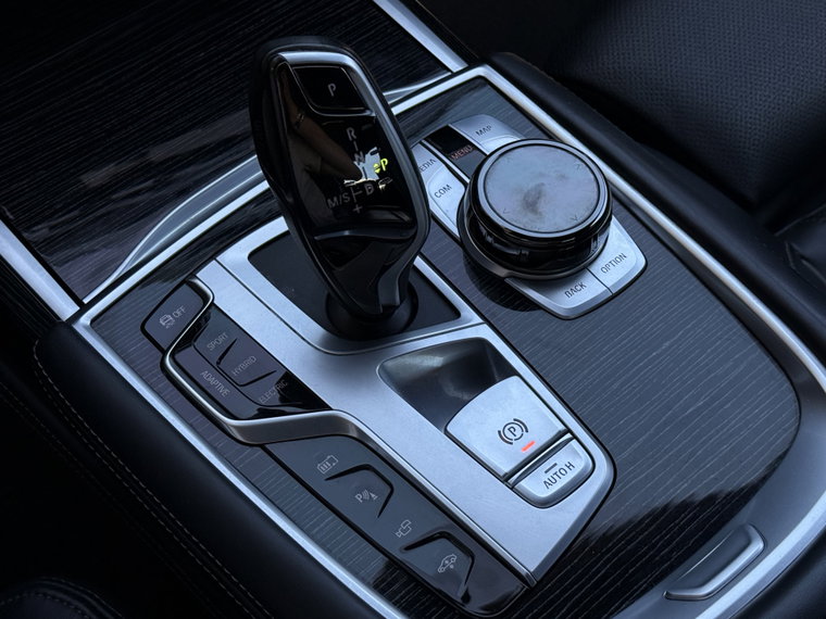 Vehicle Image 45