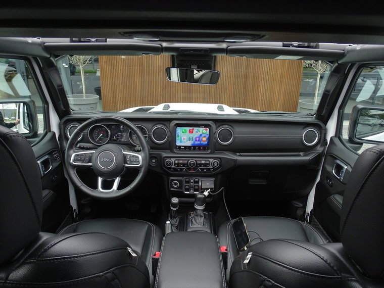 Vehicle Image 20