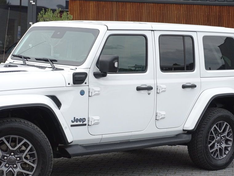 Vehicle Image 48