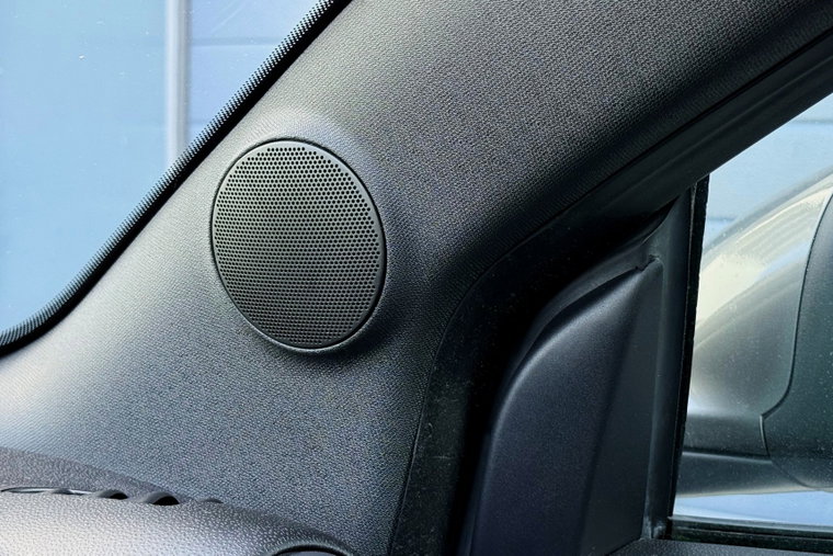 Vehicle Image 22