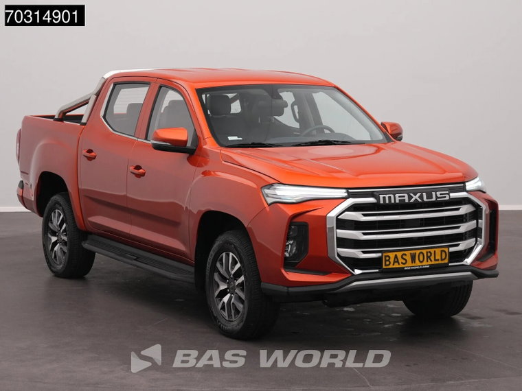 Vehicle Image 8