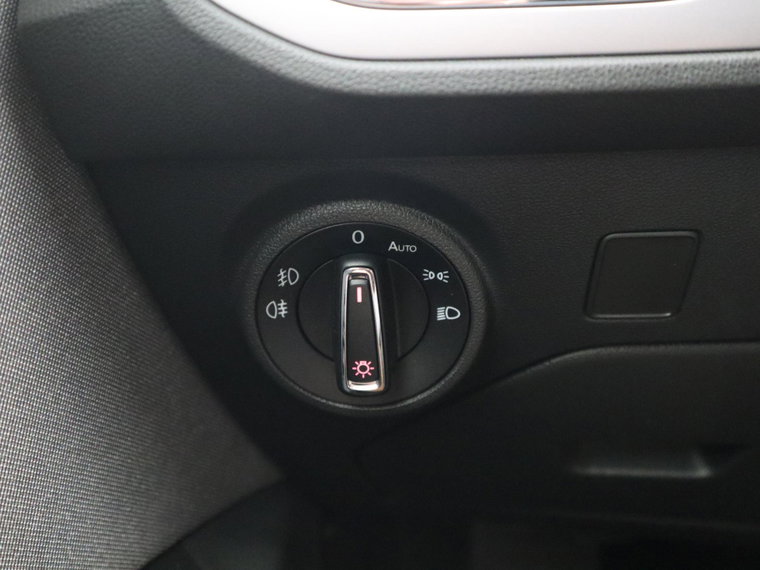 Vehicle Image 41