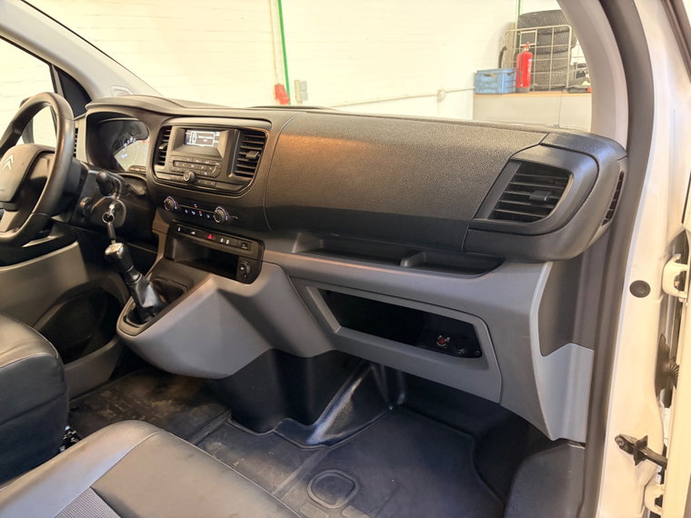 Vehicle Image 40