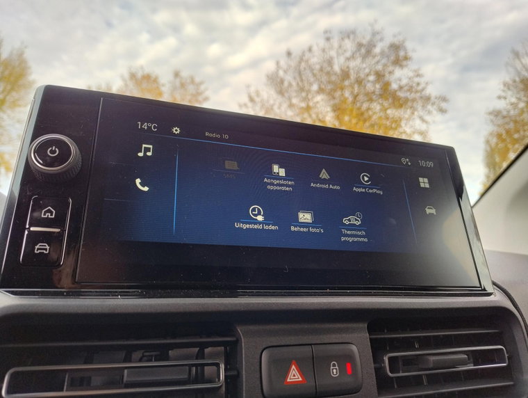 Vehicle Image 50