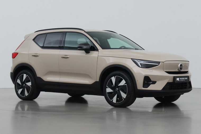 Vehicle Image 56