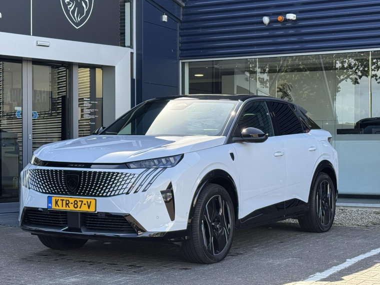 Peugeot e-3008