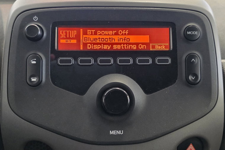 Vehicle Image 16