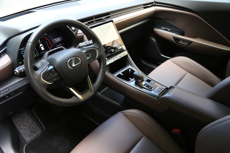 Vehicle Image 6