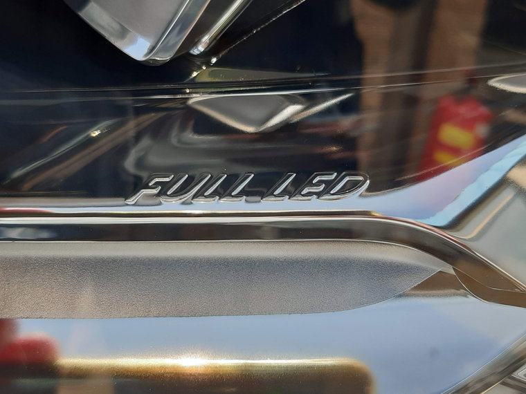 Vehicle Image 36