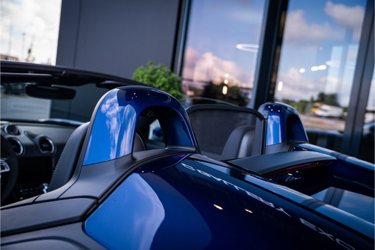 Vehicle Image 40