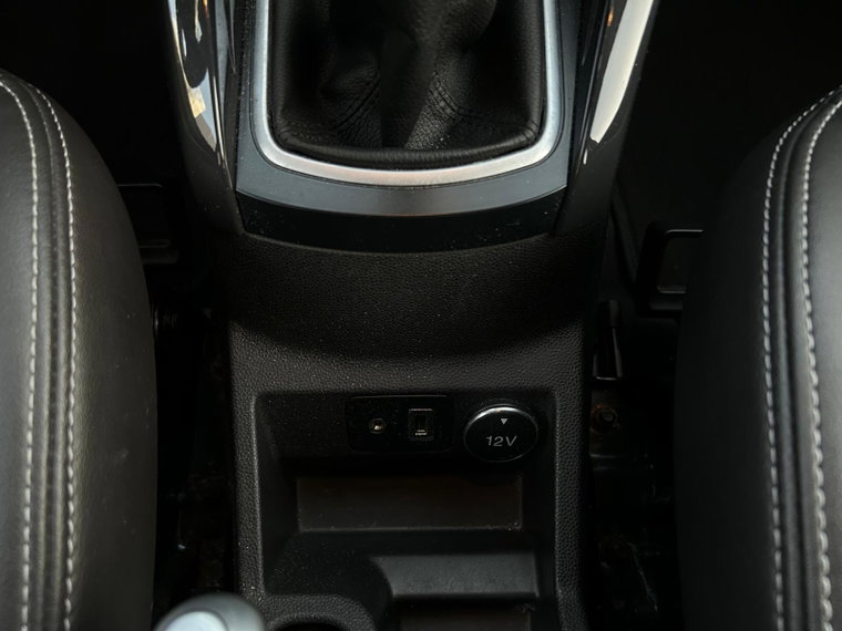 Vehicle Image 17