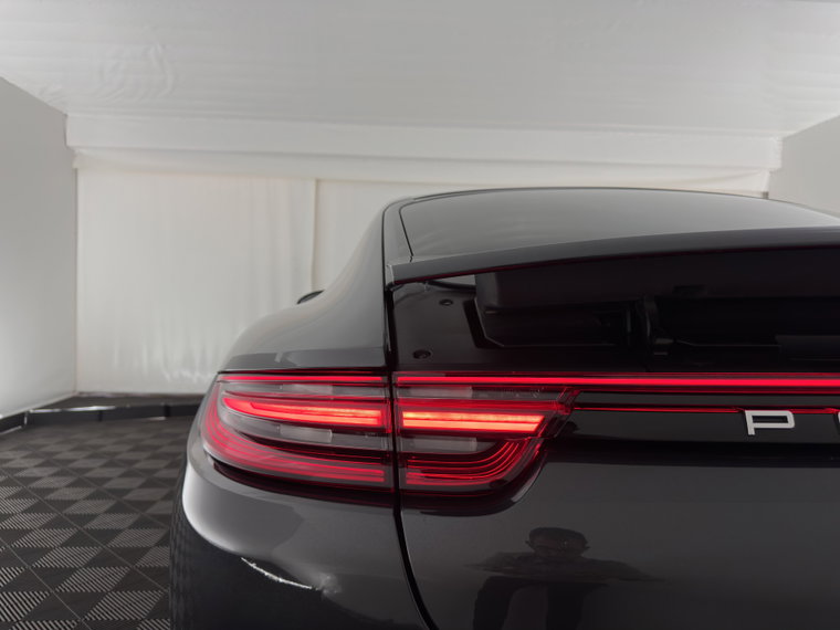 Vehicle Image 38