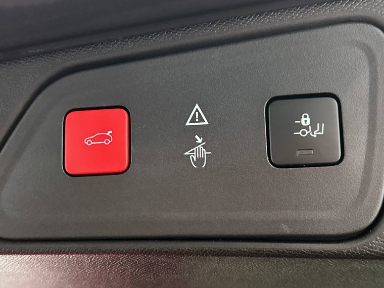 Vehicle Image 27