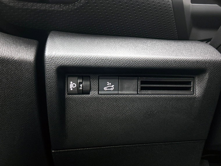 Vehicle Image 27