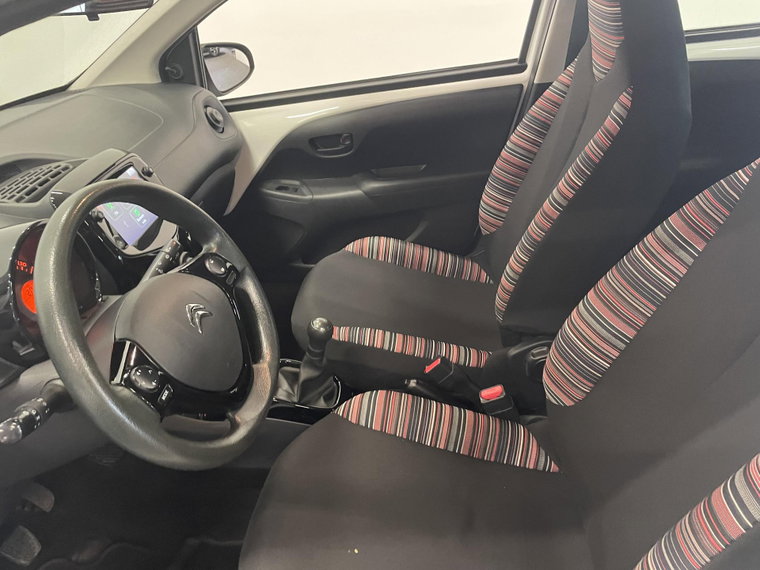 Vehicle Image 17