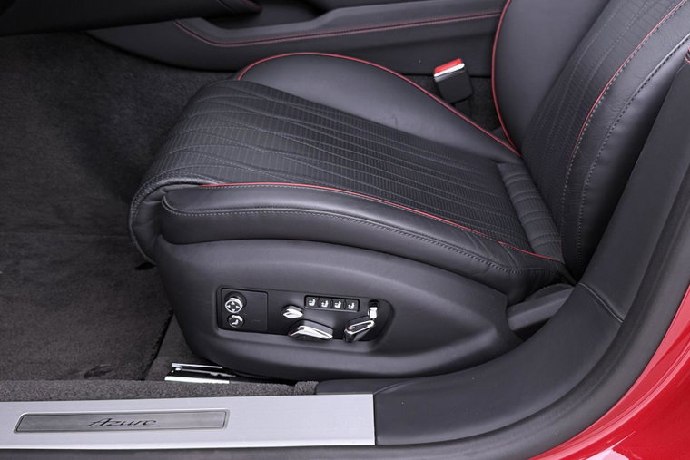 Vehicle Image 45
