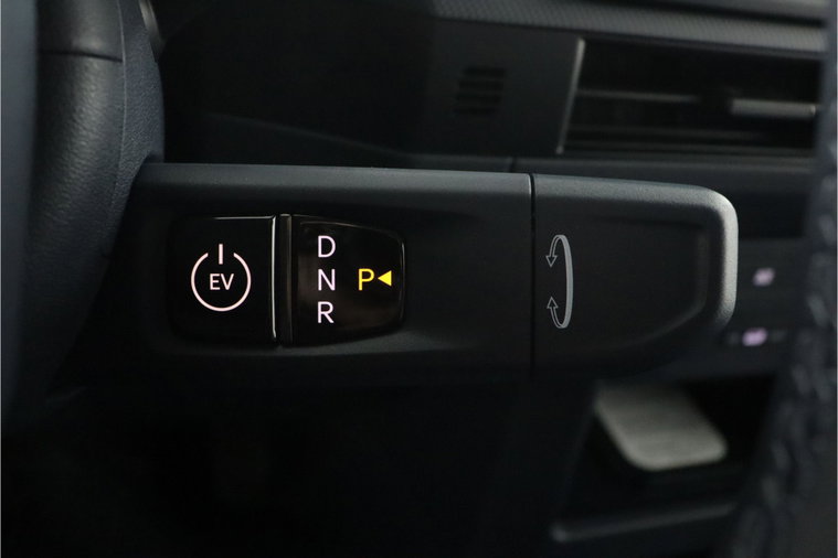 Vehicle Image 27